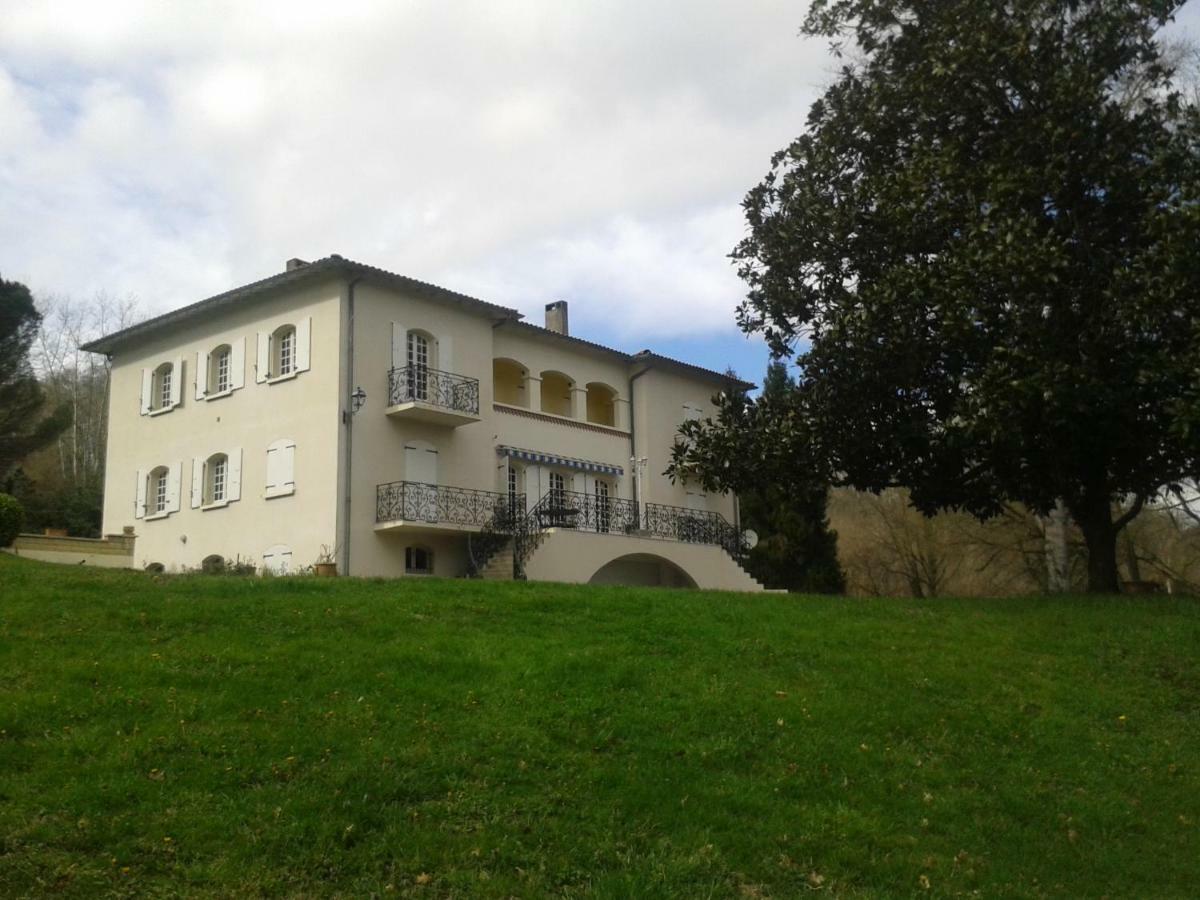 L'Escalere Bed & Breakfast Arnaud-Guilhem ภายนอก รูปภาพ