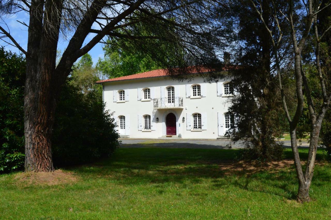 L'Escalere Bed & Breakfast Arnaud-Guilhem ภายนอก รูปภาพ